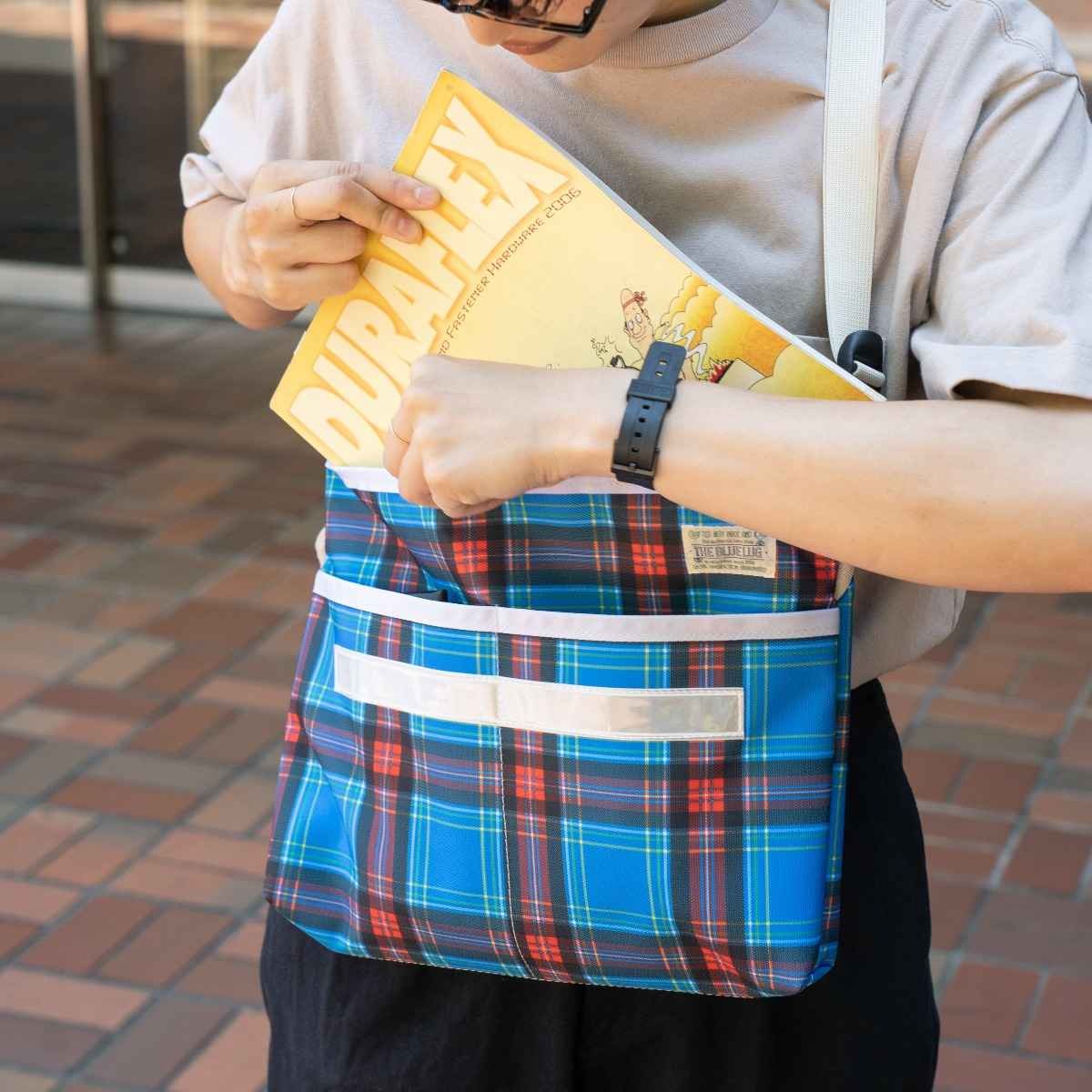 BLUE LUG stroll sacoche blue check/reflector [ブルーラグ]