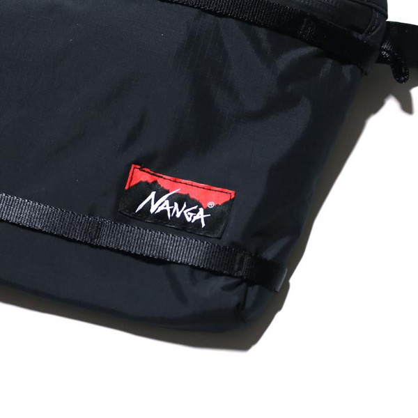 NANGA AURORA SACOCHE KHA [ナンガ]