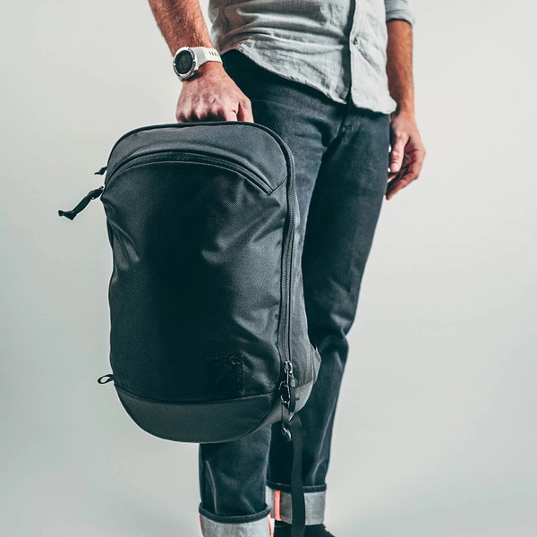 [当日出荷可] EVERGOODS PLC20 - Panel Loader Classic 20L Solution Black [エバーグッズ]