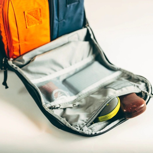 [当日出荷可] EVERGOODS PLC20 - Panel Loader Classic 20L Solution Black [エバーグッズ]