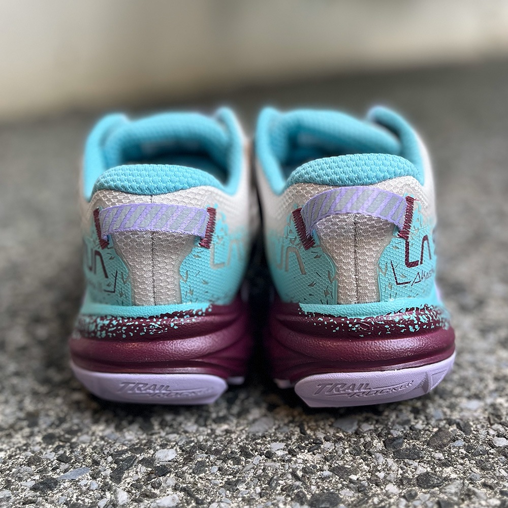 LA SPORTIVA Akasha II Woman Shadow/Red Plum [ラ・スポルティバ]