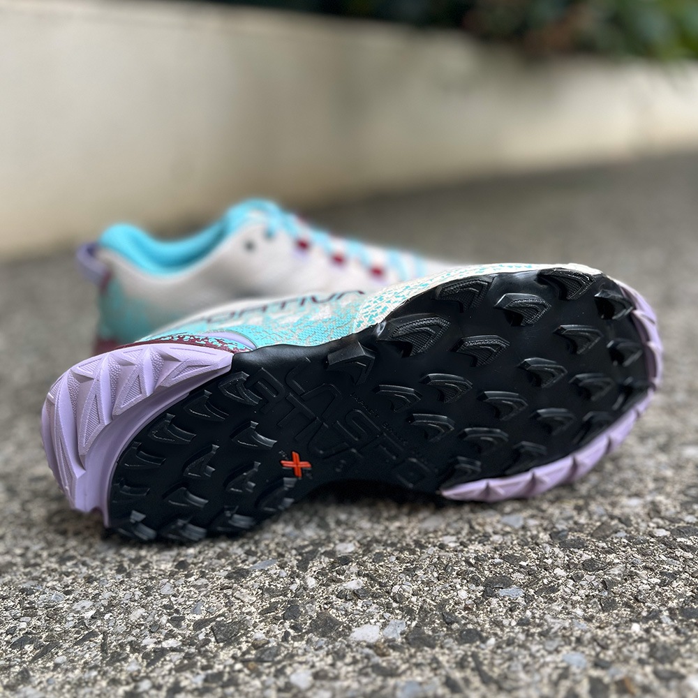 LA SPORTIVA Akasha II Woman Shadow/Red Plum [ラ・スポルティバ]