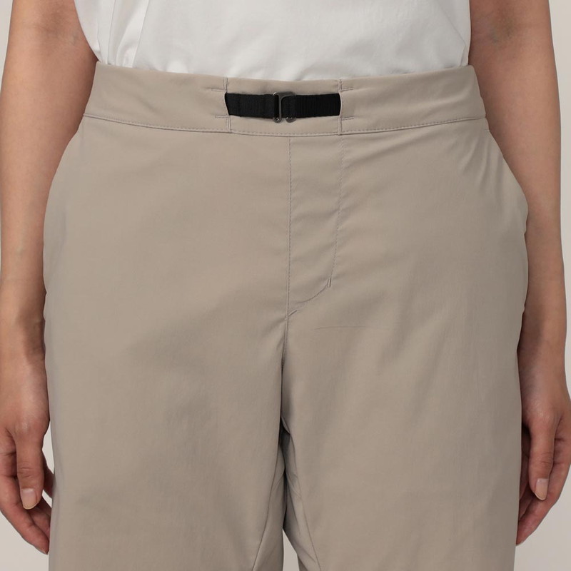 HOUDINI Womens Wadi Shorts Sandstorm [フーディニ]