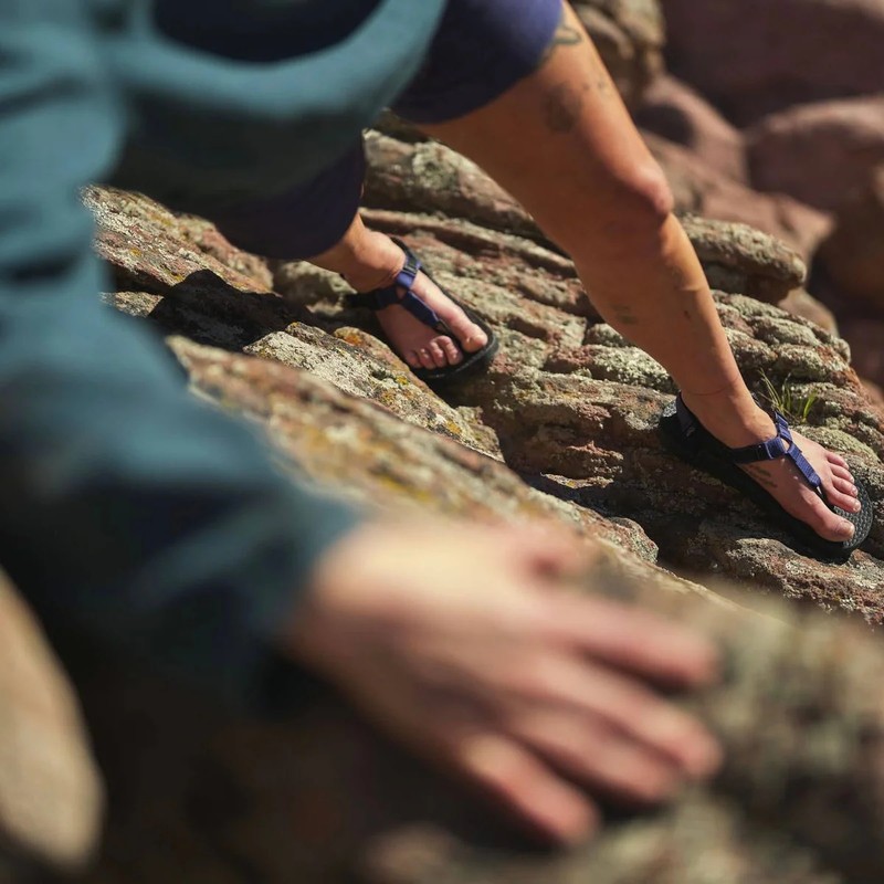 BEDROCK Cairn Evo C Sandals ベッドロック BEDROCK SANDASLS 2024】Cairn Evoシリーズ登場 | Circles