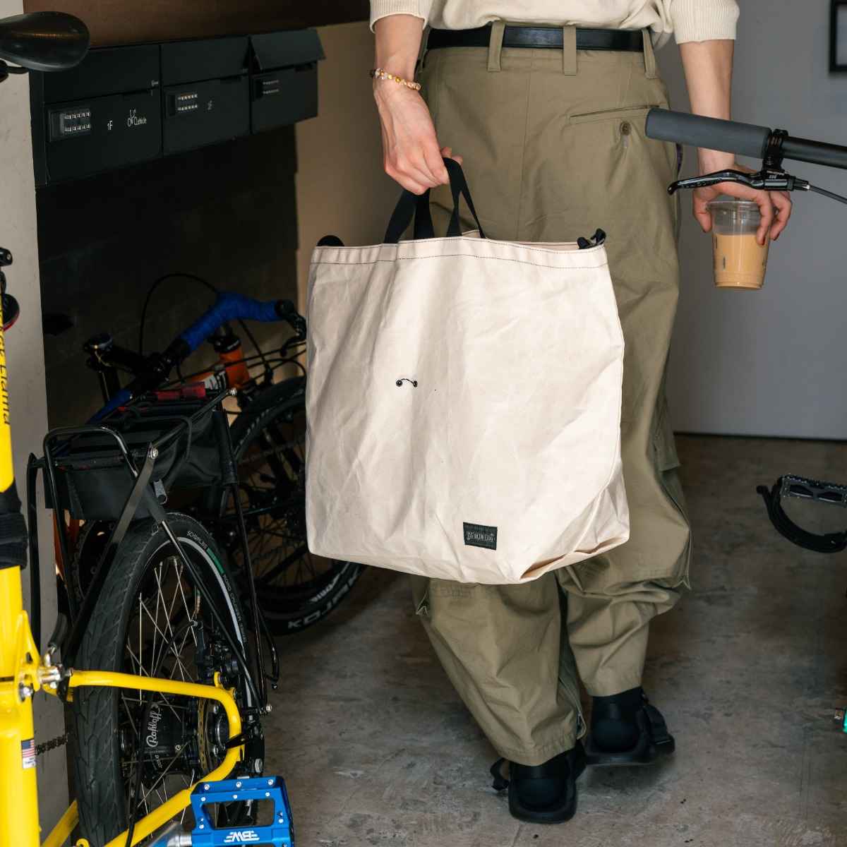 BLUE LUG 137 tote bag wax natural [ブルーラグ]