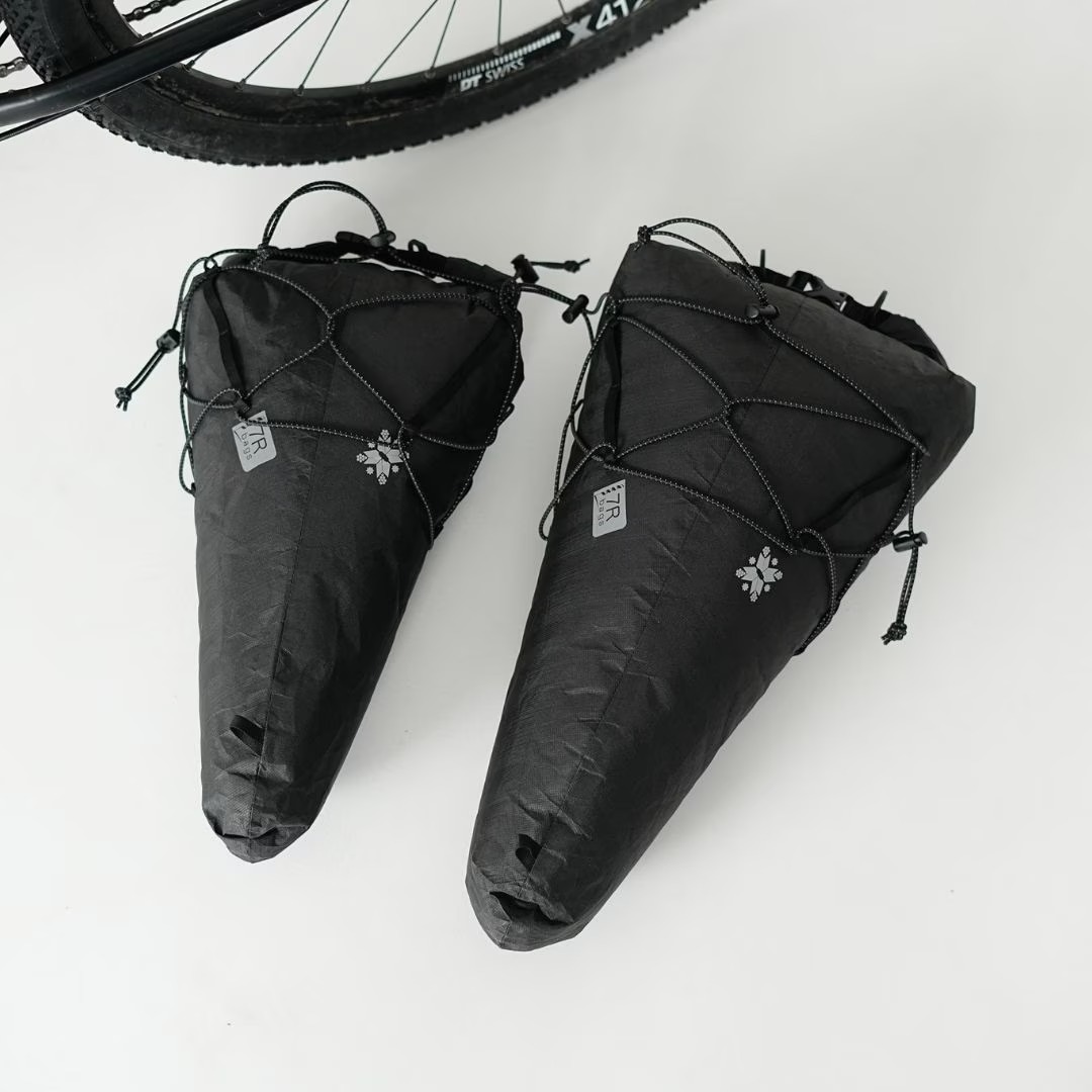 7R bags SEAT PACK ULTRA 10L - saddle bag Black [7R バッグス]
