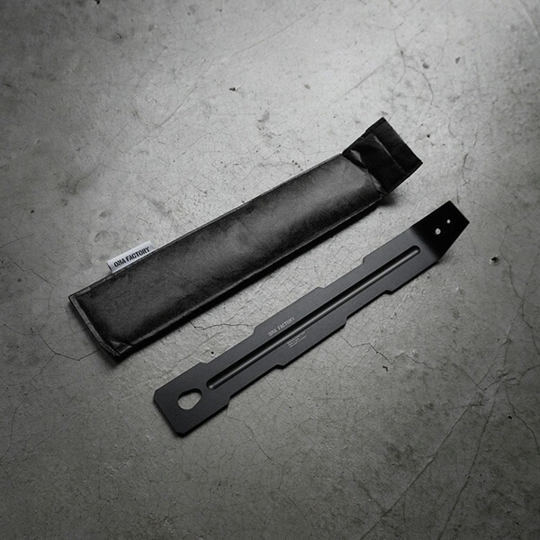 OMA FACTORY EMO.OKOU-STAND