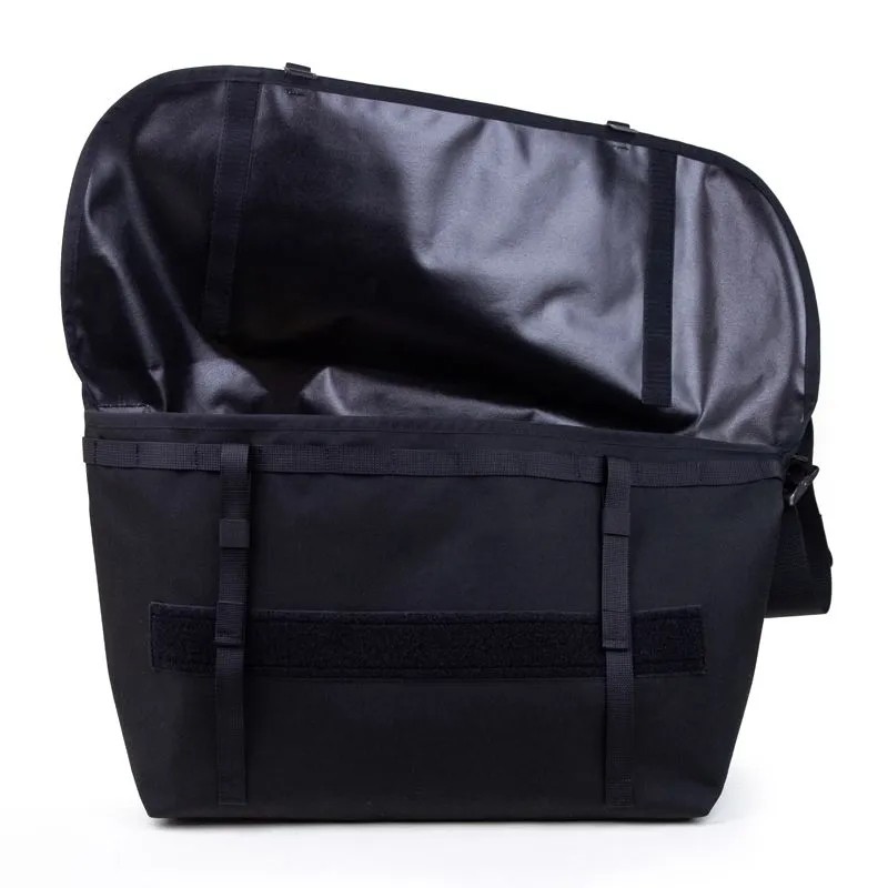 BLUE LUG メッセンジャーバッグ ブラック 3_000000032061.jpg?1752484896