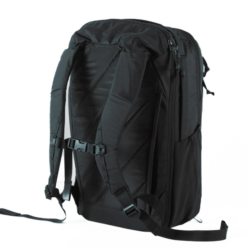 [当日出荷対応 平日12:00まで] EVERGOODS CTB26 - Civic Travel Bag 26L Solution Black [エバーグッズ]