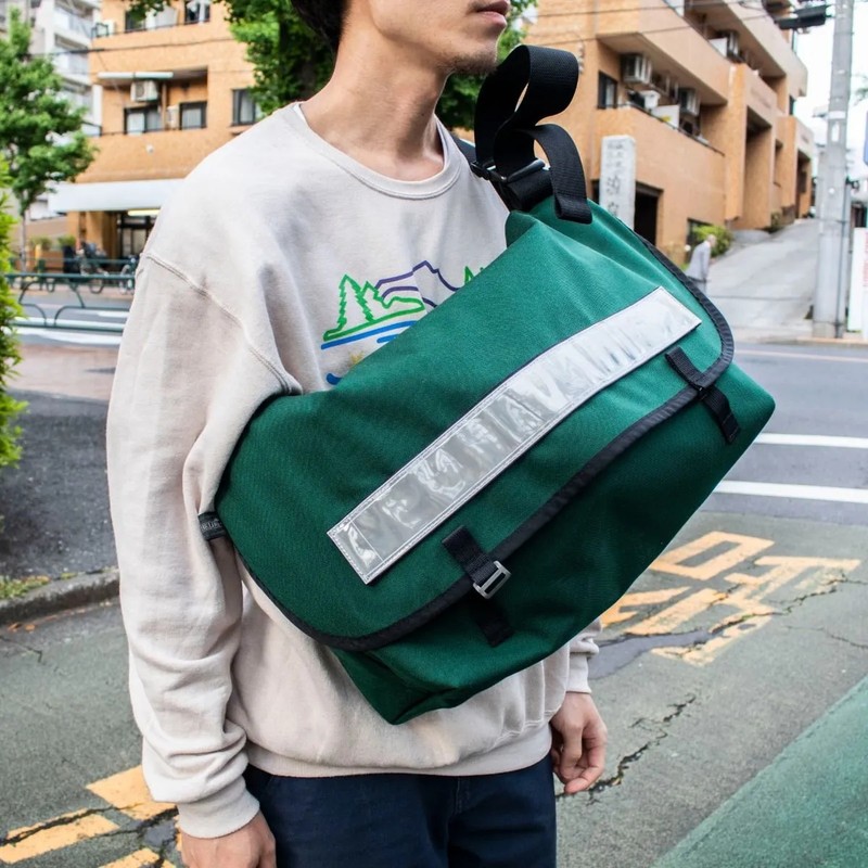 BLUE LUG the messenger bag green/white reflector [ブルーラグ]