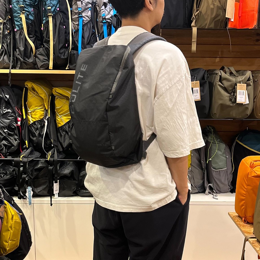 Go Lite Ion 18L Pack Black Out [ゴーライト]