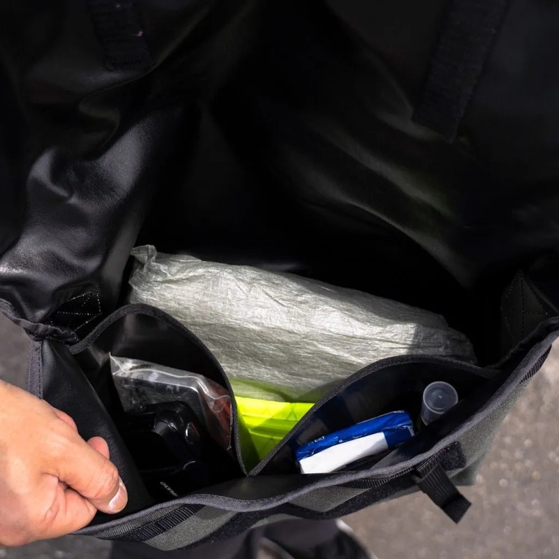 BLUE LUG the messenger bag half purple/reflector [ブルーラグ]