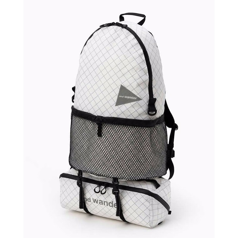 and wander ECOPAK 20L daypack off white [アンドワンダー]
