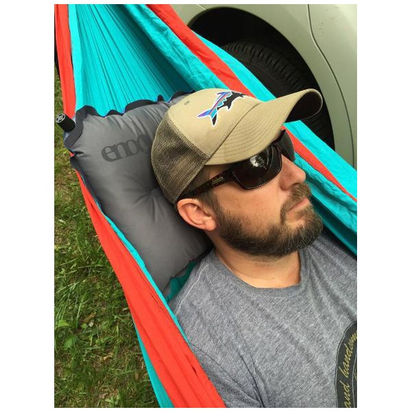 eno HeadTrip InflatablePillow Roya/Chrcl [イノー]