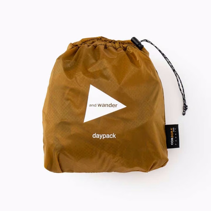 and wander sil daypack yellow [アンドワンダー]