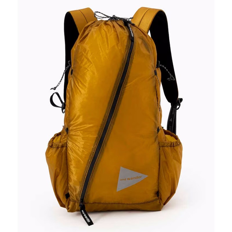 and wander sil daypack yellow [アンドワンダー]