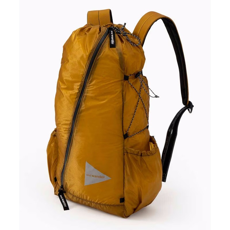 and wander sil daypack yellow [アンドワンダー]