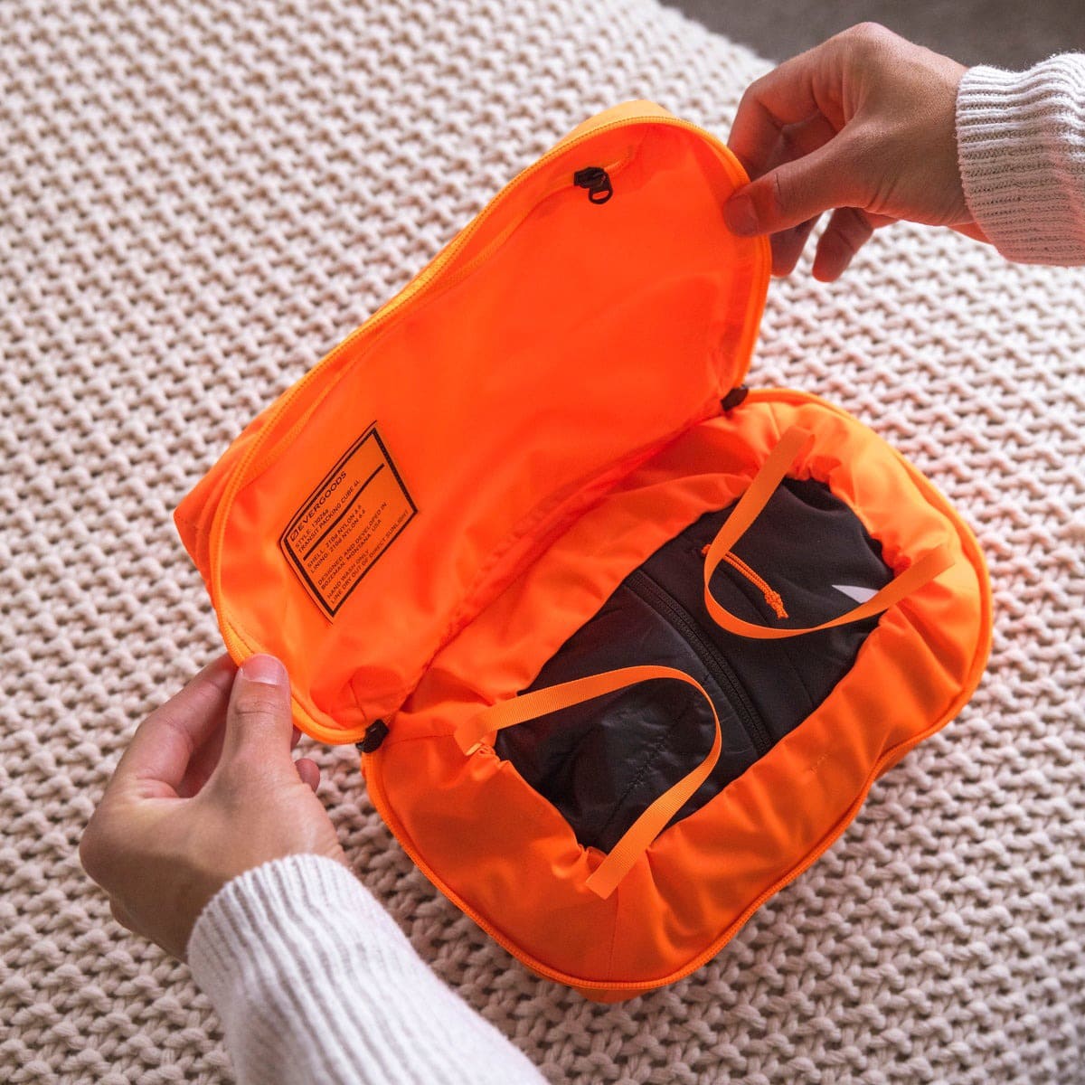 [当日出荷可] EVERGOODS TPC4 - Transit Packing Cube 4L Hot Orange [エバーグッズ]