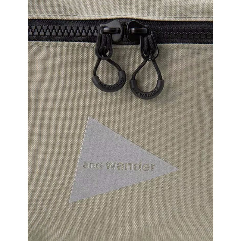 and wander 3D mesh backpack black [アンドワンダー]