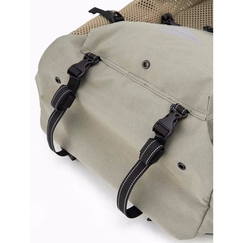 and wander 3D mesh backpack black [アンドワンダー]