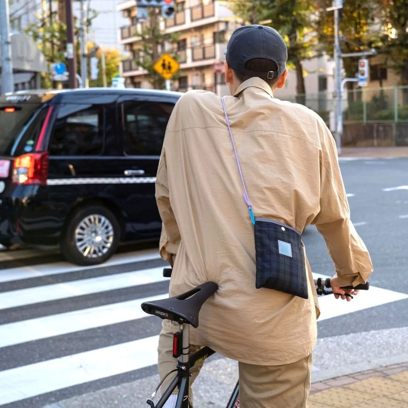 BLUE LUG mini sacoche padding navy [ブルーラグ]