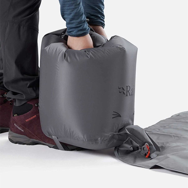 Rab Stratosphere 4 Graphene [ラブ]