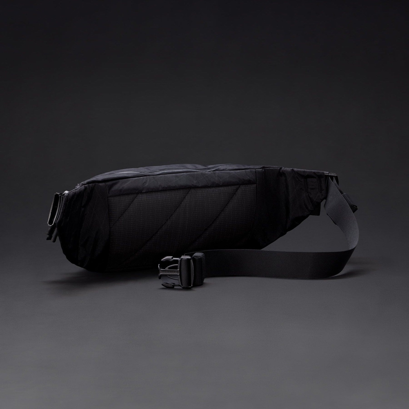 [当日出荷可] EVERGOODS MHP3.5 - Mountain Hip Pack 3.5L X-pac Black Coyote [エバーグッズ]