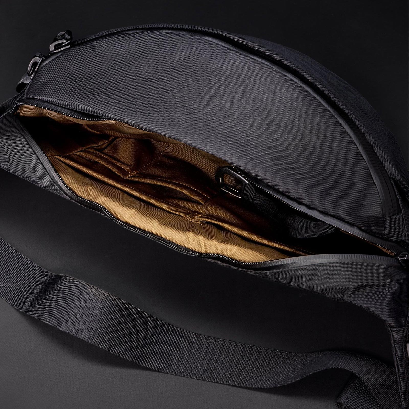 [当日出荷可] EVERGOODS MHP3.5 - Mountain Hip Pack 3.5L X-pac Black Coyote [エバーグッズ]