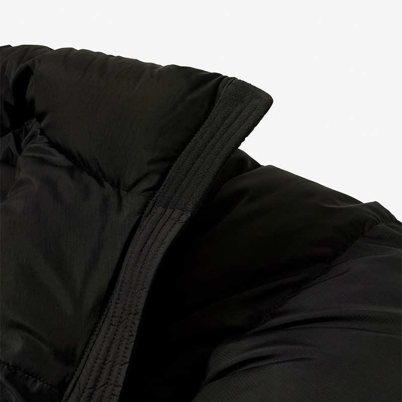 THE NORTH FACE Short Nuptse Jacket ブラック (K) [ザ・ノース・フェイス]