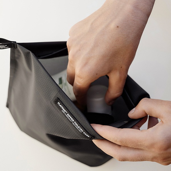 Matador MTDフラットパック ジッパートイレタリ-ケース チャコール [マタドール]