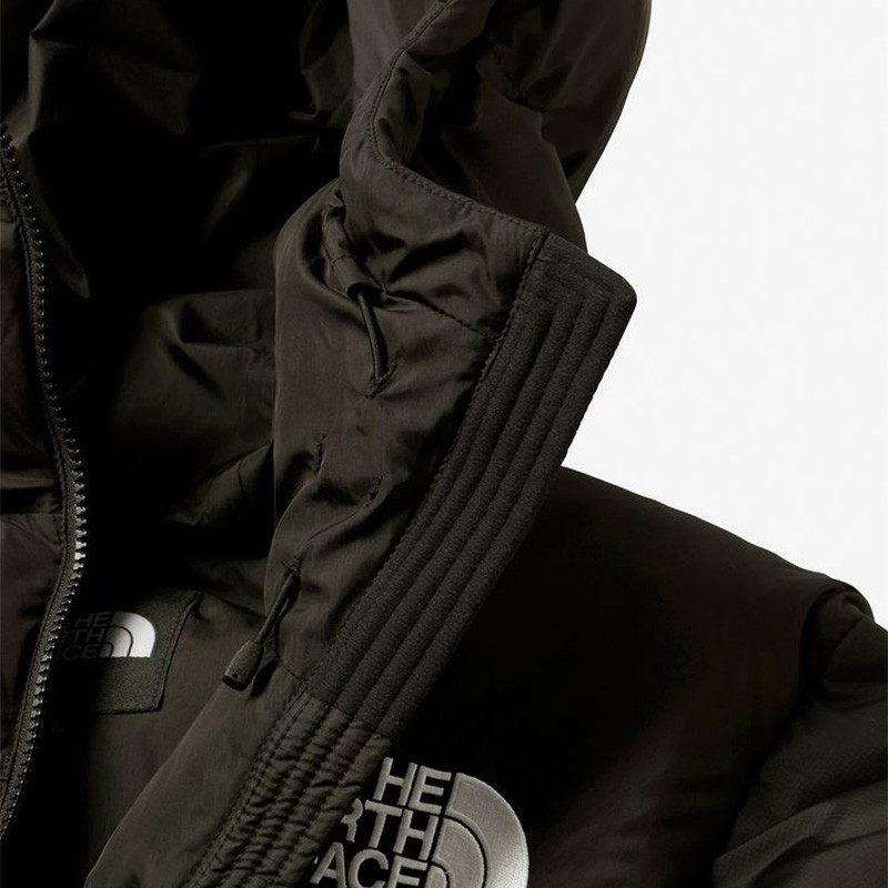 THE NORTH FACE Nuptse Hoodie ブラック (K) [ザ・ノース・フェイス]