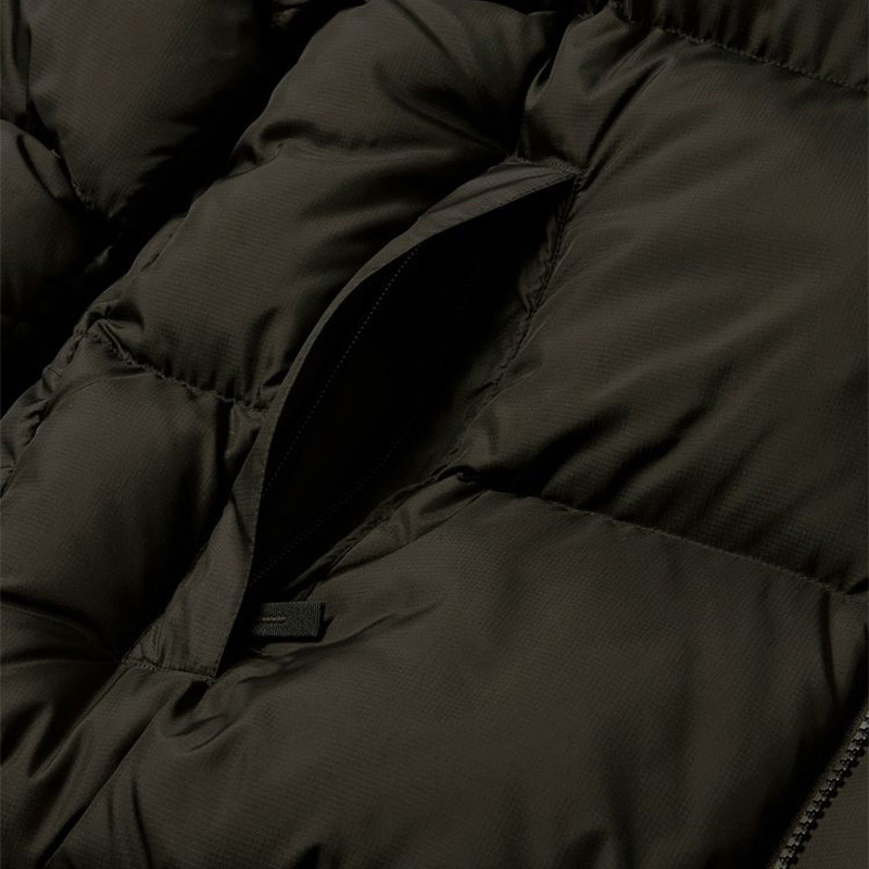 THE NORTH FACE Nuptse Hoodie ブラック (K) [ザ・ノース・フェイス]