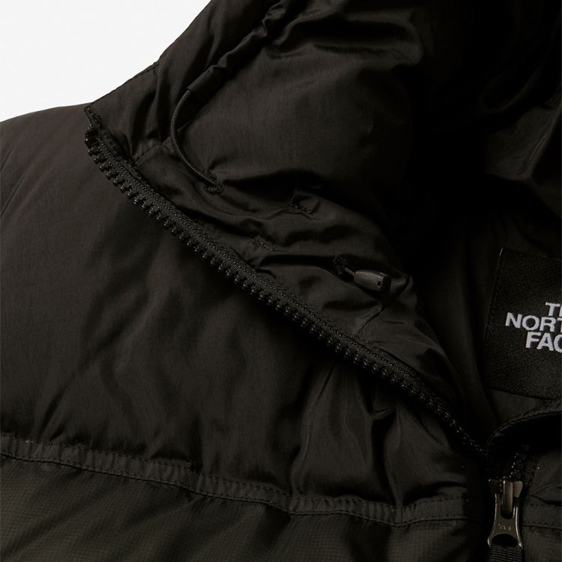 THE NORTH FACE Nuptse Hoodie ブラック (K) [ザ・ノース・フェイス]