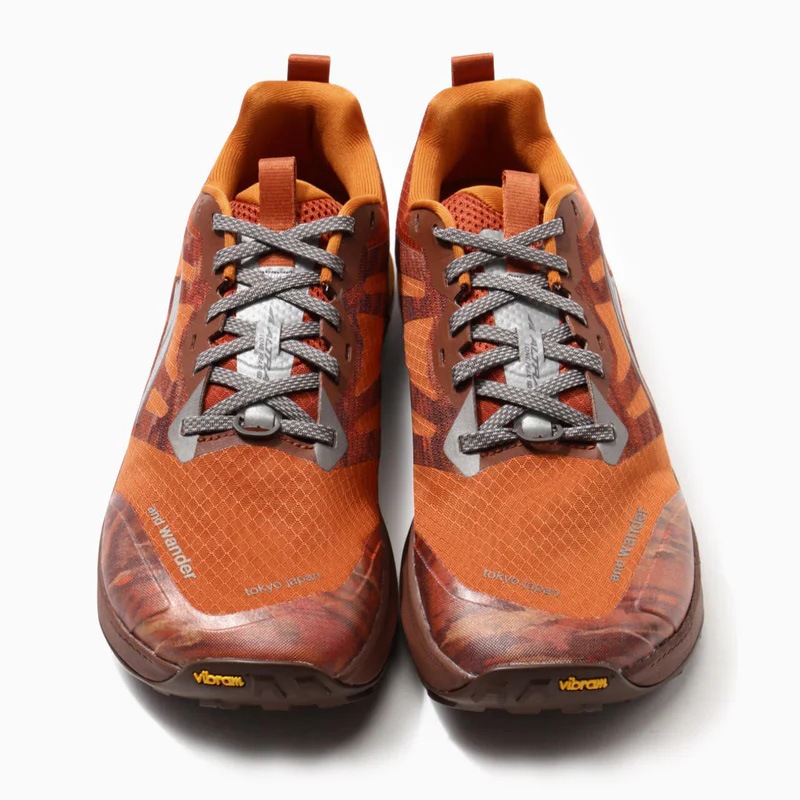 [当日出荷可] and wander ALTRA × and wander LONE PEAK 9+ d.orange [アンドワンダー]