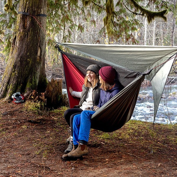 Hennessy Hammock 4シーズン エキスペディションZIP Titanium grey hammock with red lining and titanium grey fly [ヘネシーハンモック]