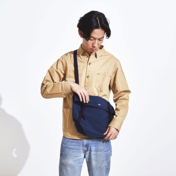 CIE Shrink Nylon Olive [シー]