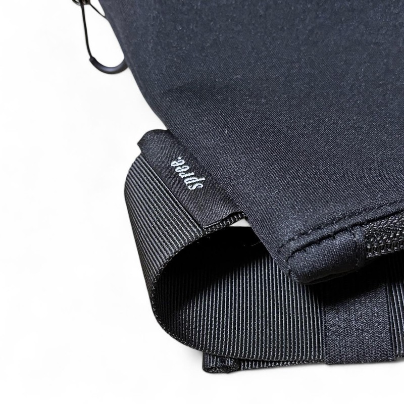 &NUT NEOPRENE MESSENGER BAG blk [アンドナット]