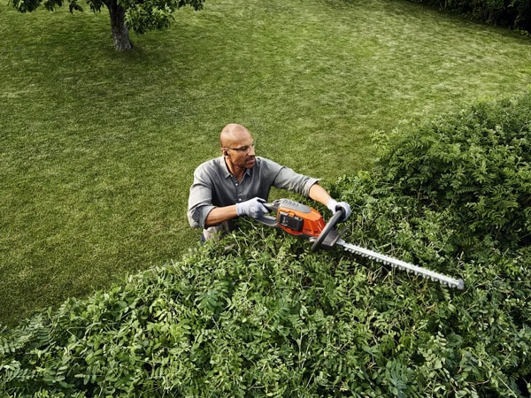 �ϥ����С��� Husqvarna �إå��ȥ�ޡ� ξ�� ������ ���Ŵ� �Хåƥ꡼ ���å� ���� �Ų� ���� ���� �𴢤� ��ñ ���� ������ ������ 215iHD45 970536501 ����̵�� 