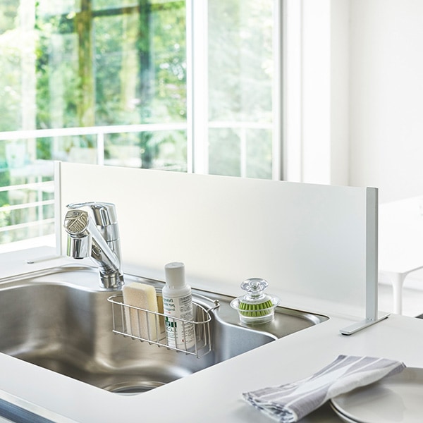 送料無料 シンク水はね防止 スクリーン 水はねガード 水はね防止スタンド 飛び散り防止 目隠し シンク周り インテリア雑貨 キッチン雑貨 おしゃれ 山崎実業 Viewgarden