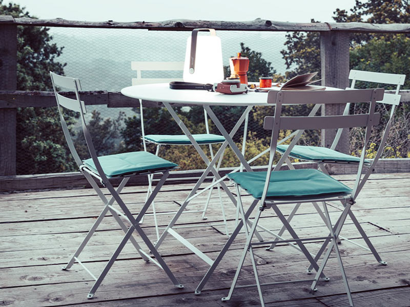 �����ǥ�ơ��֥� �����ǥ�ե��˥��㡼 �����ơ��֥� �ե����� �ӥ��ȥ� �饦��� �ơ��֥� 60cm �ޤꤿ���� �ݥơ��֥� ���ե� ������� �� Fermob bistro ����̵�� 