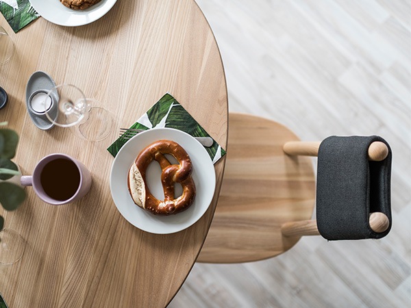 �ػ� ������� �����˥󥰥����� ����ػ� �����˥� ���� ���� �̲� ���� ���������� ������� ����ץ� �ʥ����֥����� Naive Chair �ʥ����� �֥�å� ����̵�� 