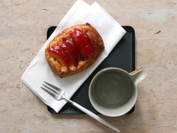 ケイメットトレー トレイ おしゃれ No 706 ブラック メール便対応 Kaymet ケイメット アルミ トレイ 物入れ 小物 収納 鍵置き シンプル アルミ 使いやすい 黒 Viewgarden