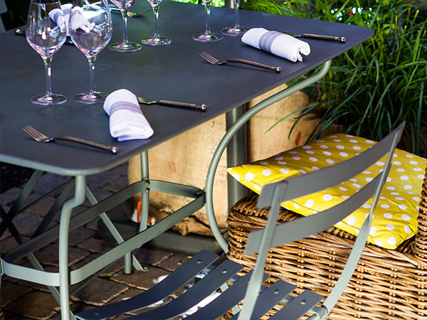 ������ �������� �ơ��֥� 57H Fermob bistro �ե����� �ӥ��ȥ� �⤵ 74cm �ޤꤿ���� ���顼 ��4�� �᥿�� �������� �����ǥ� �� ����̵�� 