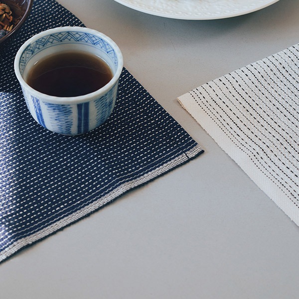 �դ��� ��դ��� ���￡�� ������� ���å��󥯥��� ��ͥ� �̲� 50 �� 25cm �� �֥롼 �忧 �ʥ����� ����ץ� �ǥ��å��� YINYANG ����� KARIN CARLANDER ��åԥ��б� 