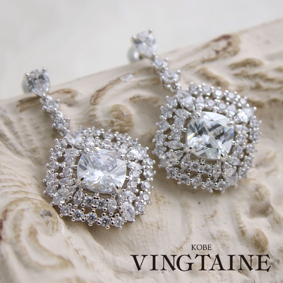 ☆送料無料☆キュービックジルコニアダイヤ型ゴージャスピアス