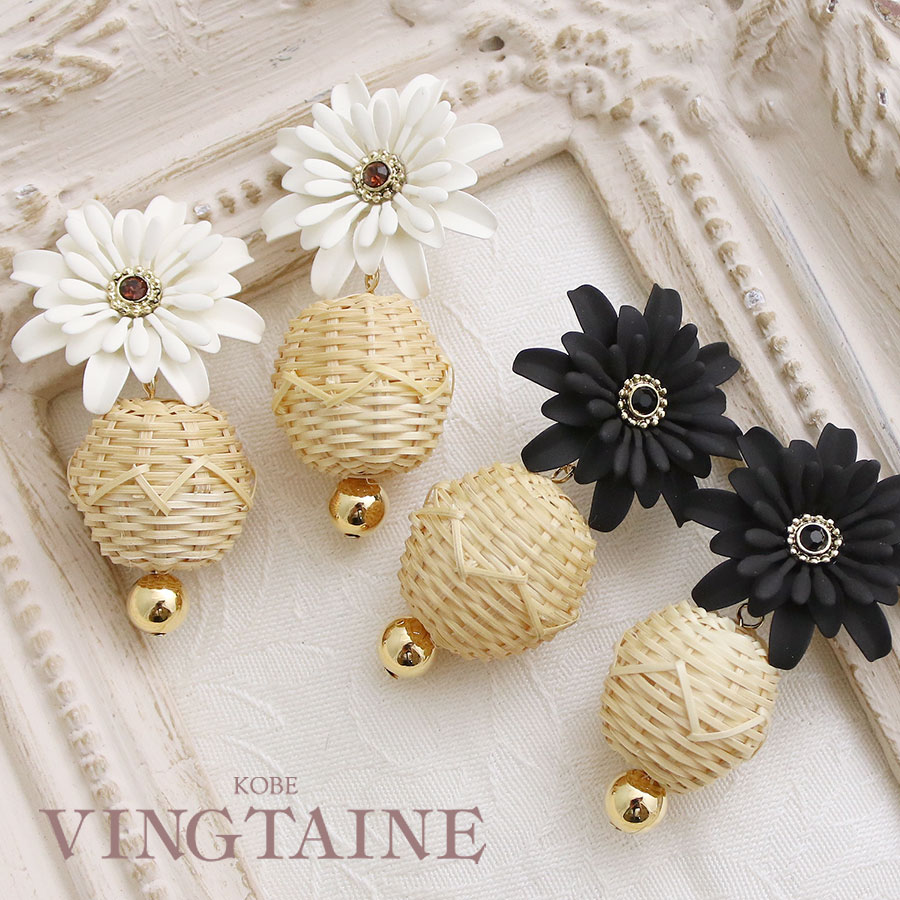 ラタンネイビーボタンピアスイヤリングリボンヴィンテージ大ぶり花