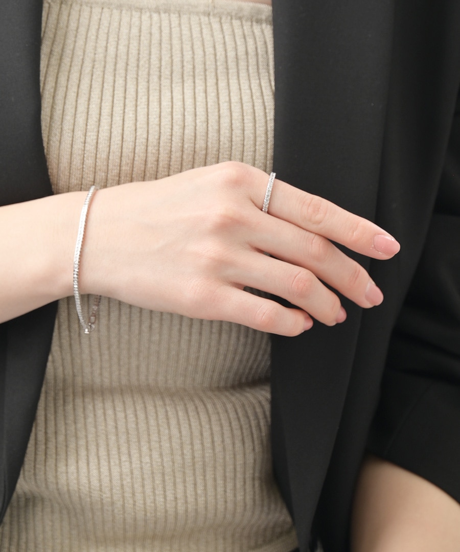 �����˥ƥ����  R-142