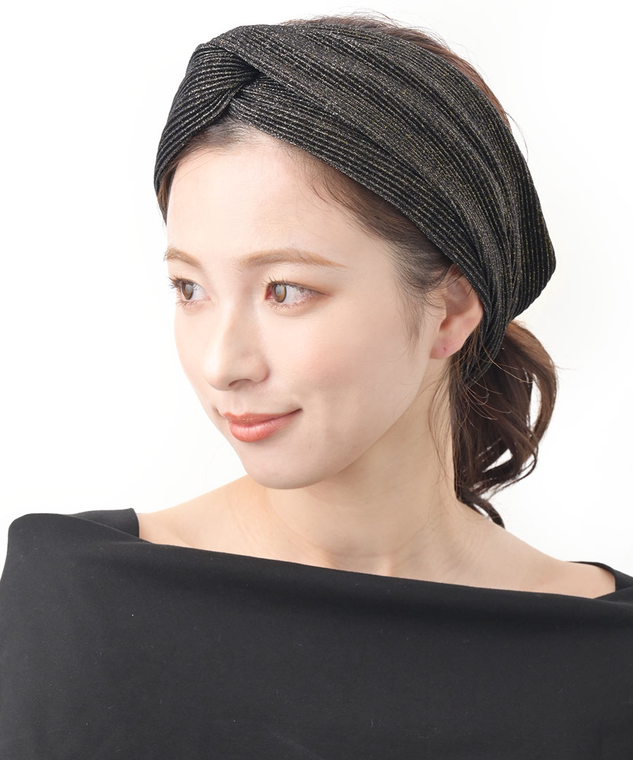 إХ  å إ Х  ץ إ꡼ İ ե ץ쥼 HB-136