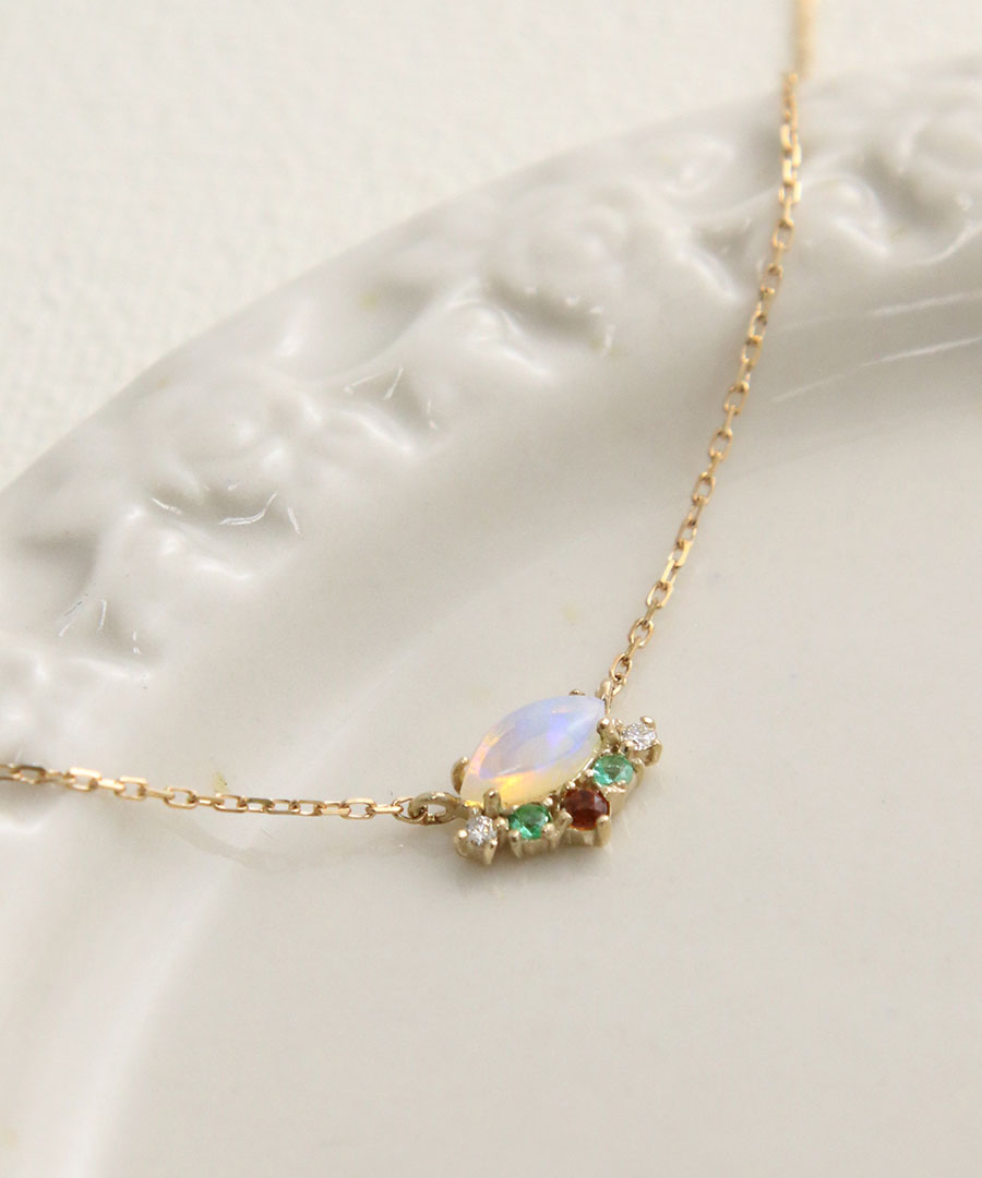 K10 YG ���ѡ���ߥ��顼���ȡ���ͥå��쥹 LC-79�ڥ�奯����