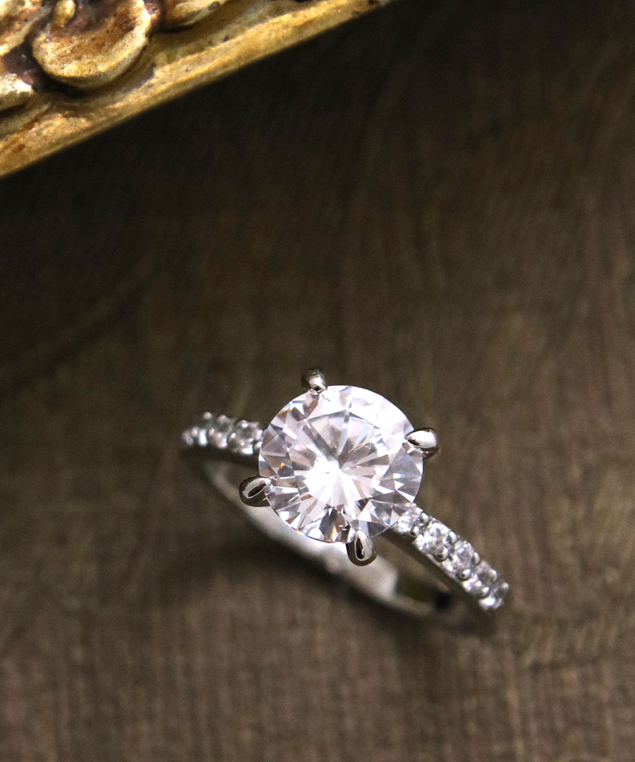 ���塼�ӥå����륳�˥��ϡ��ե����˥ƥ����  R-172